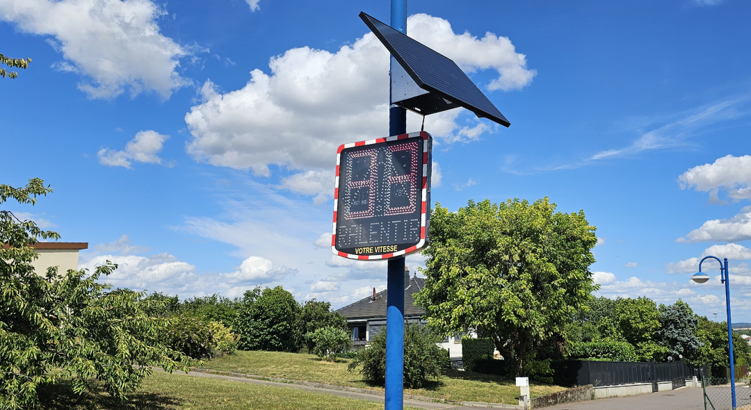 Nos conseils pour installer correctement votre radar pédagogique solaire